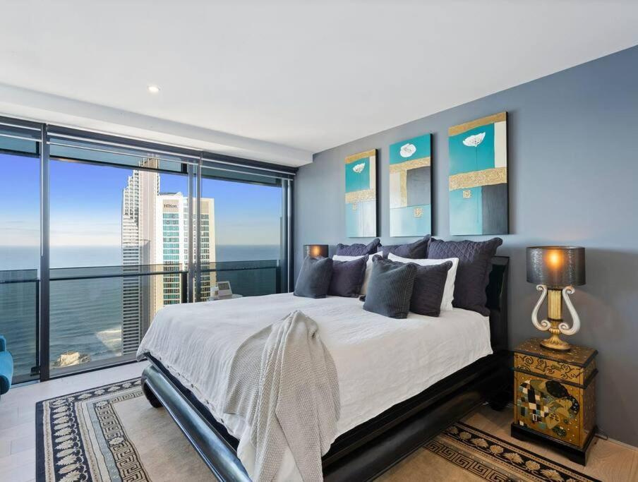 Exclusive Circle On Cavil Sub-Penthouse Luxury Apt - Hosted By Coastal Letting โกลด์โคสต์ ภายนอก รูปภาพ