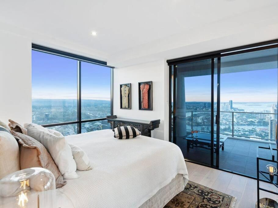 Exclusive Circle On Cavil Sub-Penthouse Luxury Apt - Hosted By Coastal Letting โกลด์โคสต์ ภายนอก รูปภาพ