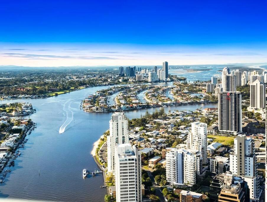 Exclusive Circle On Cavil Sub-Penthouse Luxury Apt - Hosted By Coastal Letting โกลด์โคสต์ ภายนอก รูปภาพ